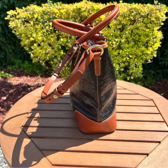 Dooney & Bourke Black and Tan Tote Bag - Picture 5 of 8